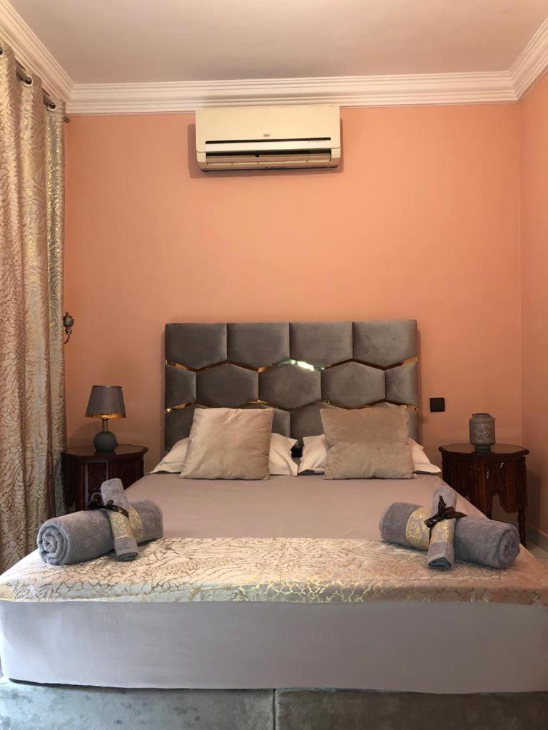 Riad Ramona Lqariya Seyaheya Marrakesh Habitación foto