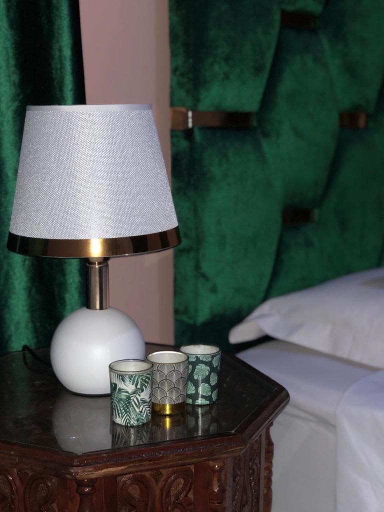 Riad Ramona Lqariya Seyaheya Marrakesh Habitación foto